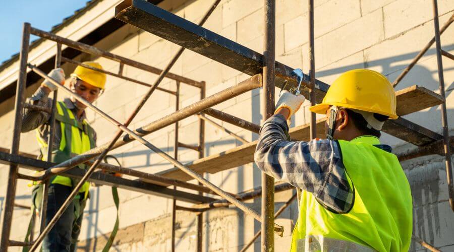 Professional fairlawn roofing services in Quinwood, WV